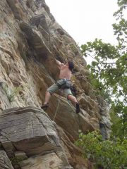 Passaggio cruciale su INVITO A RANZO 6b+...la prima volta si cade sicuro!!!