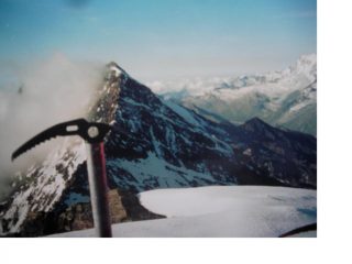 Il Lagghinhorn dal Fletschhorn e a dx in lontananza il Rosa