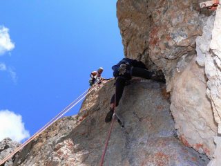 Nella parte alta del diedro fessura