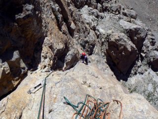 Quinto tiro, fessura-camino 5+/6a
