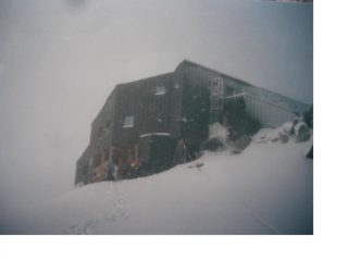 Il Cosmiques nella bufera...