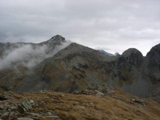 Il Corno Vitello e il tratto alto dell'itinerario, fotografato dalla punta Palasina