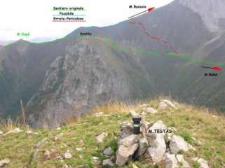 Visto dal M.Testas, l'itinerario esatto é in verde (o blu)