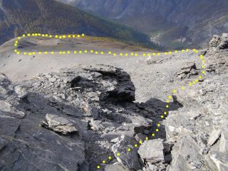 Percorso corretto di salita visto dalla cima