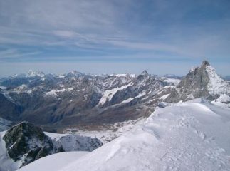 Il Cervino e le Grandes Murailles viste dalla cima