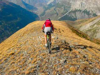 La discesa sulla aerea dorsale del varirosa