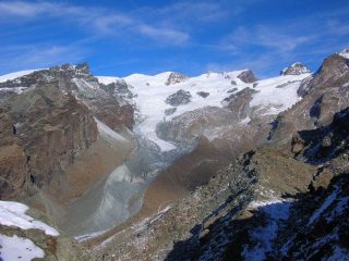 situazione desolante fino ad alta quota. spettacolare però la vista.