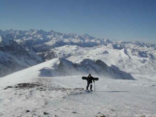 Mosè arriva in vetta