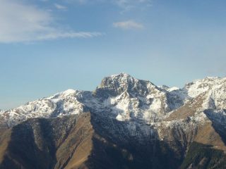 Vista sul mucrone da colma bella con la sua forma inconfondibile.