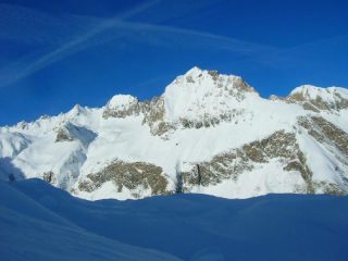 Salendo ai corni di nefelgiu
