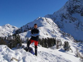 Sulla cima quotata 2055 m. dietro c'è Pian du Juc