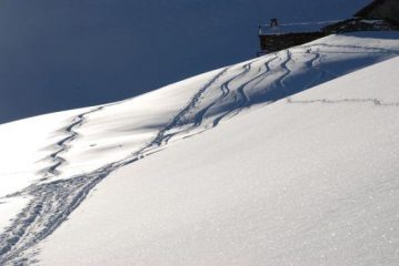 La neve com'era dai 2400 sino all'incontro della stradina pistata