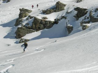 La discesa dal versante Valfredda