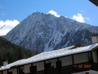 il canale visto da champoluc