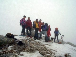 La nebbosa cima