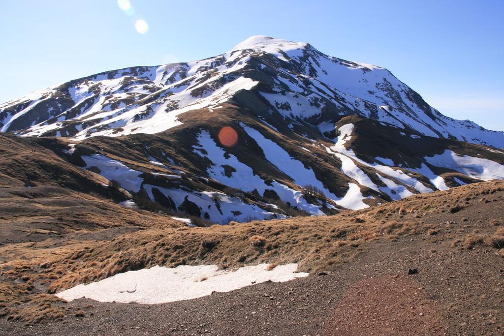 il Monte Cusna (versante NO) con la cresta di salita (4-3-2007)