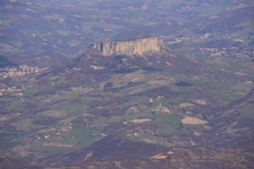 panorami dalla cima : Pietra di Bismantova (4-3-2007)