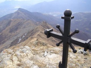 Dalla Punta Croce, la lunghissima cresta fino a Rocca Sella