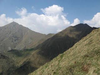 Punta del Vallone e Cima Rosta dai pressi dell'Alpe Belvedere