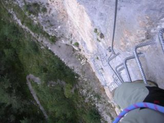 lo strapiombo con i gradini