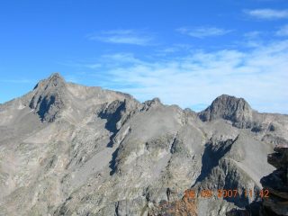 gelas a sx e maledia a dx dal ponset