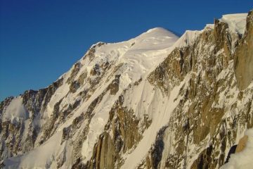 Panorama salendo la cresta Kuffner (alba)