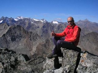  corrado  sulla cima della torre lavina