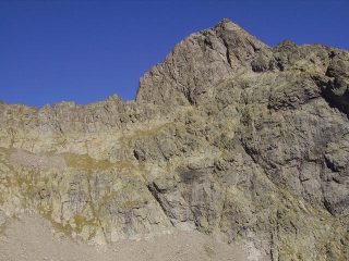 Cima dell'Oriol vista dal colletto Lourousa