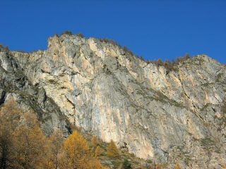 ..la paroi des Lys dall'auto..foto m.conti