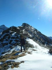 Marco in discesa sulla cresta nord-ovest.