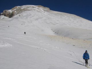 Dal ripiano intermedio