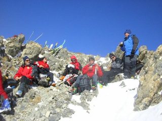 in cima al riparo un te caldo...