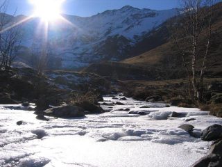 giochi di luce e ghiaccio alla partenza