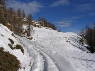 In risalita, dopo il ponte delle Maddalene.