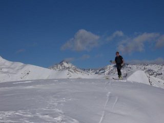 marco  quasi in punta