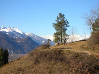 in salita sulla pista tagliafuoco