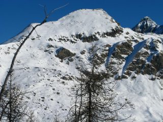 il versante Sud-Ovest della Punta Falinère che risaliremo (16-12-2007)