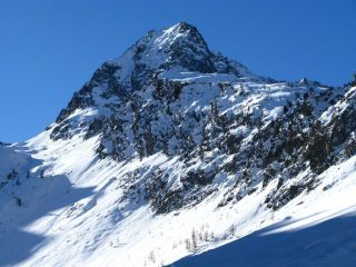 una bella visuale sull'imponente Becco Alto del Piz (29-12-2007)