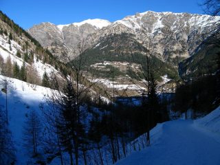la parte iniziale del Vallone del Piz e la conca di Pietraporzio (29-12-2007)