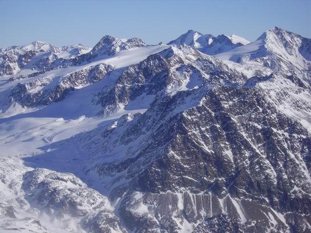 a sx Punta Finale vista dalla Punta di Oberettes