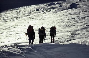 all'inizio della seraccata prima del colle