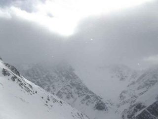 pima che le nubi ci deglutissero