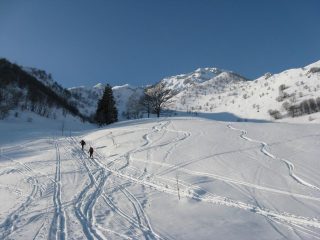 Scialpinisti in salita