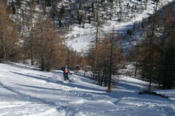 in discesa a metà percorso