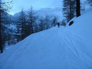 salendo lungo il Vallone del Preit