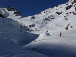 In salita verso la sella revelli