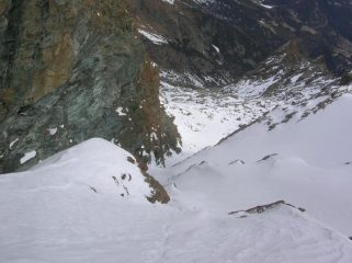 Canalino superiore in discesa.