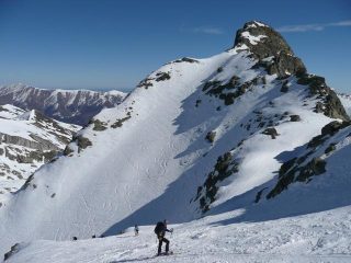 Pendio finale della Bastera visto dai pendii della cima del lago