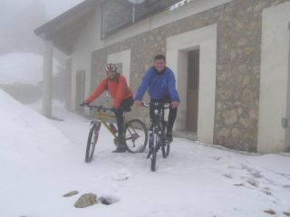 Con Alberto davanti al Rifugio