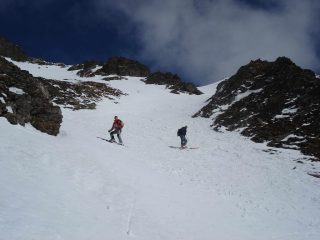 Il canale di ingresso dalla cima
